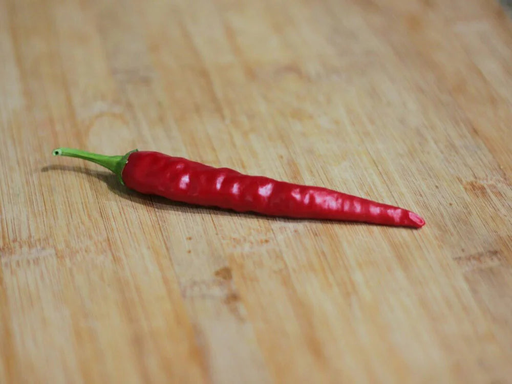 Cayenne Pepper Seeds: Long Slim - Fast & Fiery